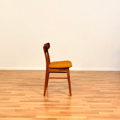 Danish set of 4 dining chairs in teak & beech by Findahl