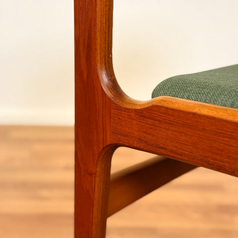 Danish set of 6 dining chairs in teak by Erik Buch