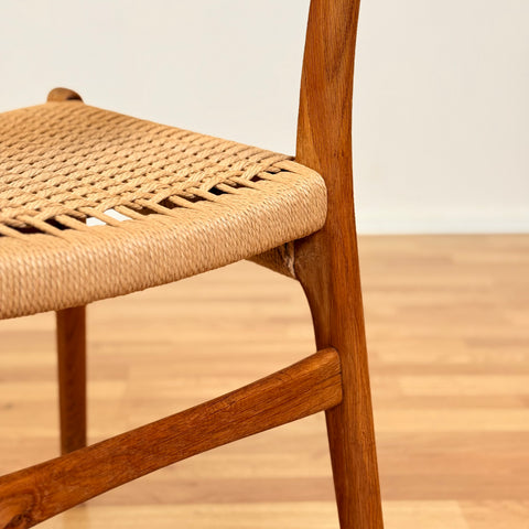 Danish set of 6 dining chairs in oak & teak CH23 by Hans J. Wegner