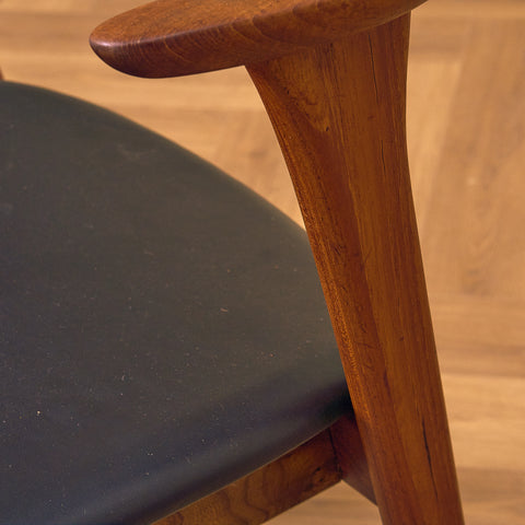 Danish chair in solid teak by Erik Kirkegaard, model 49
