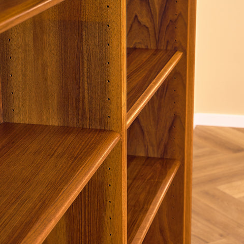 Swedish bookshelf in walnut by Bertil Fridhagen for Bodafors
