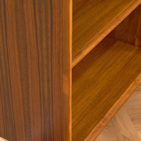 Swedish bookshelf in walnut by Bertil Fridhagen for Bodafors