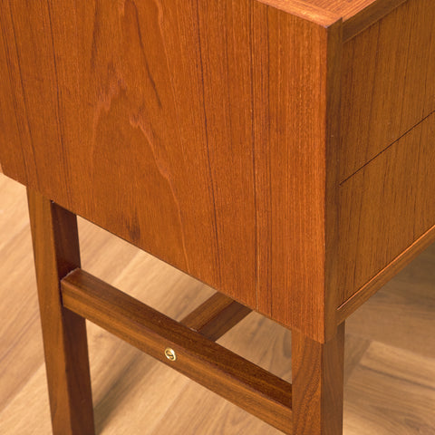 Swedish small chest of drawers in teak and walnut