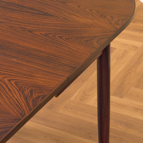 Danish dining table with 4 extensions in Santos rosewood "Arne Vodder style"