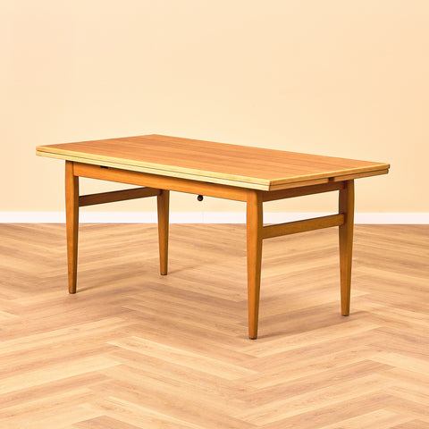 Swedish extendable coffee table in teak by Emmaboda Möbelfabrik