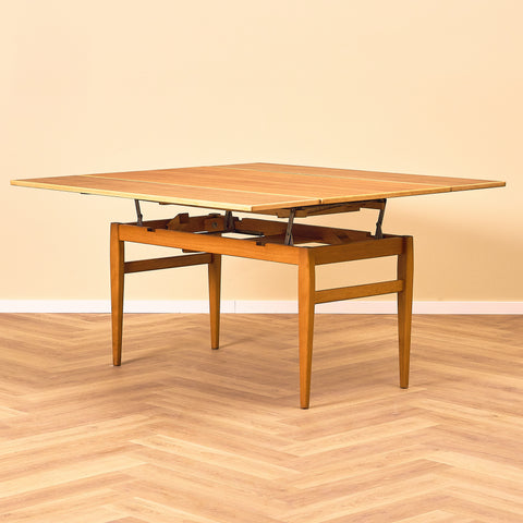 Swedish extendable coffee table in teak by Emmaboda Möbelfabrik
