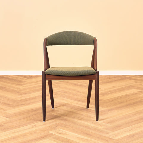 Danish dining chairs in walnut, model 31 by Kai Kristiansen
