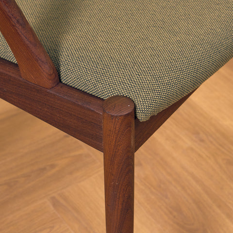 Danish dining chairs in walnut, model 31 by Kai Kristiansen