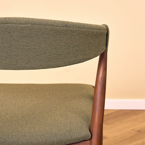 Danish dining chairs in walnut, model 31 by Kai Kristiansen
