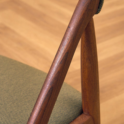 Danish dining chairs in walnut, model 31 by Kai Kristiansen