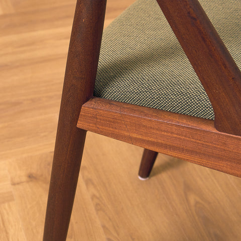 Danish dining chairs in walnut, model 31 by Kai Kristiansen