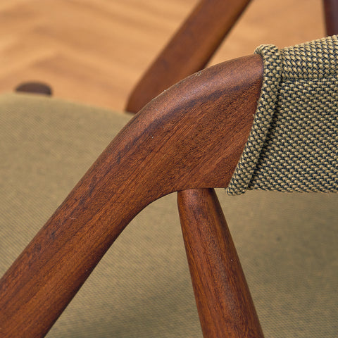 Danish dining chairs in walnut, model 31 by Kai Kristiansen