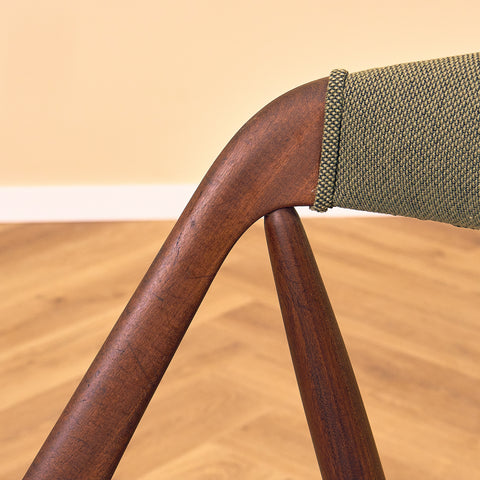 Danish dining chairs in walnut, model 31 by Kai Kristiansen