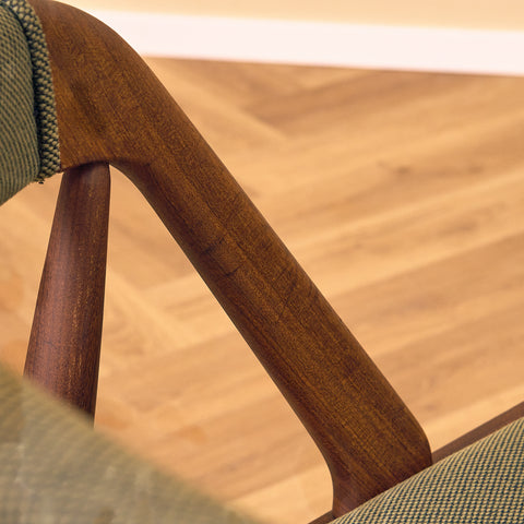 Danish dining chairs in walnut, model 31 by Kai Kristiansen