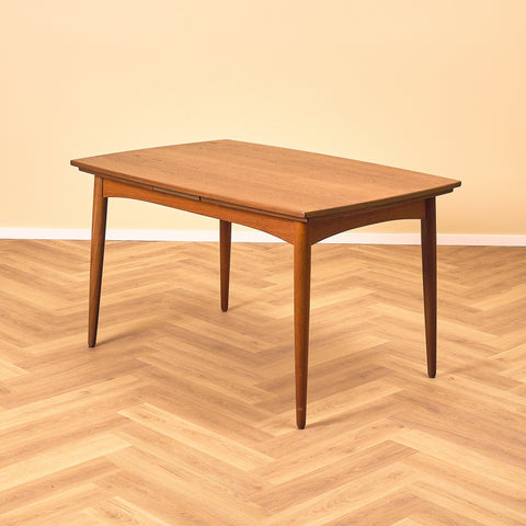 Danish dining table in teak