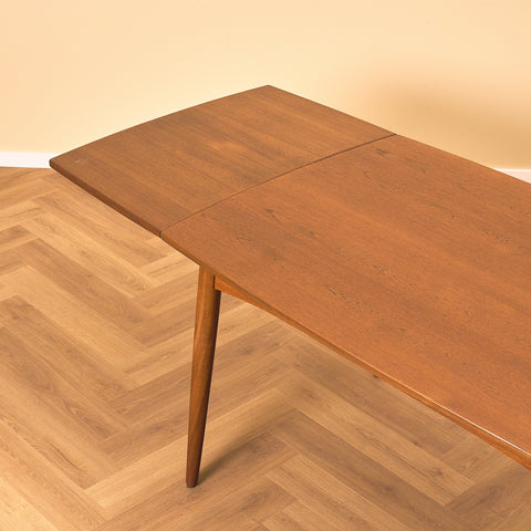 Danish dining table in teak