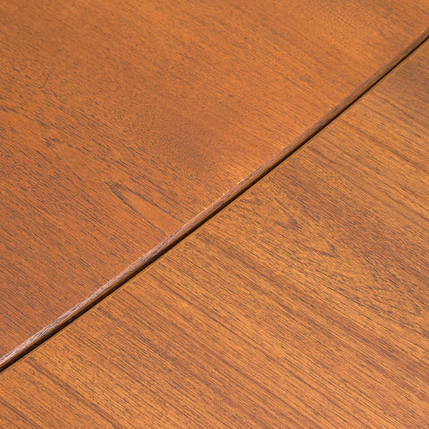 Danish dining table in teak
