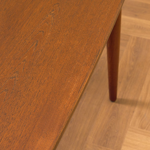 Danish dining table in teak