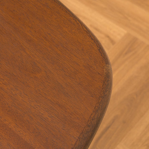 Danish oval dining table in mahogany by Skovby Møbelfabrik