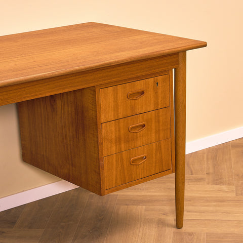 Swedish writing desk in teak and beech