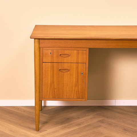 Swedish writing desk in teak and beech