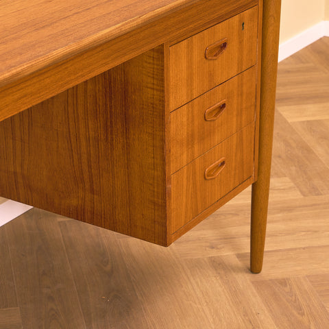 Swedish writing desk in teak and beech