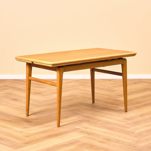 Swedish foldable coffee table in teak and beech