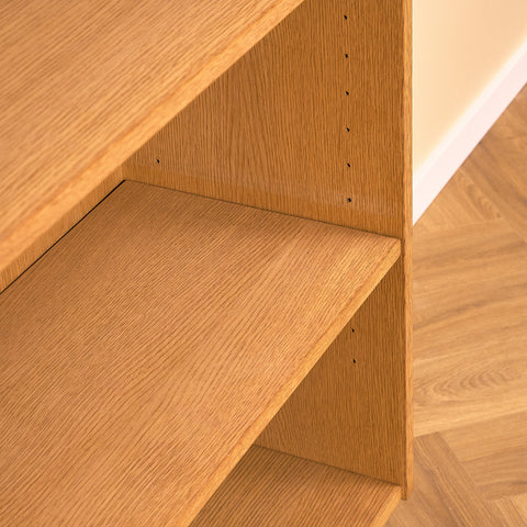 Swedish bookshelf in oak model 'Triva', by NK Verkstäder in Nyköping