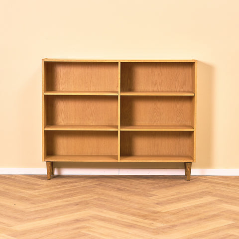 Swedish bookshelf in oak model 'Triva', by NK Verkstäder in Nyköping