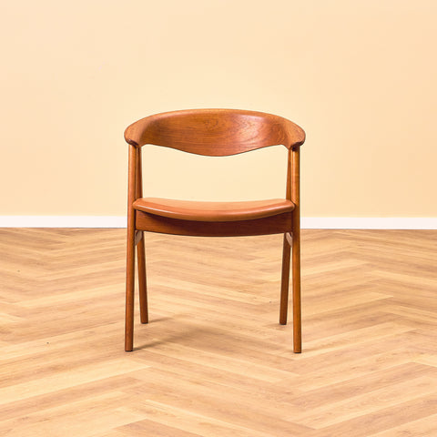 Danish dining chairs in teak, model 'Compass' by Erik Kirkegaard for Høng Stolefabrik