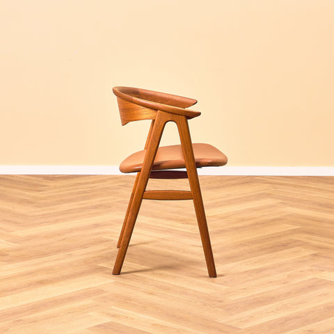 Danish dining chairs in teak, model 'Compass' by Erik Kirkegaard for Høng Stolefabrik