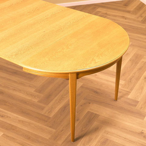 Swedish round dining table in oak by Svante Skogh, model "Vindö"