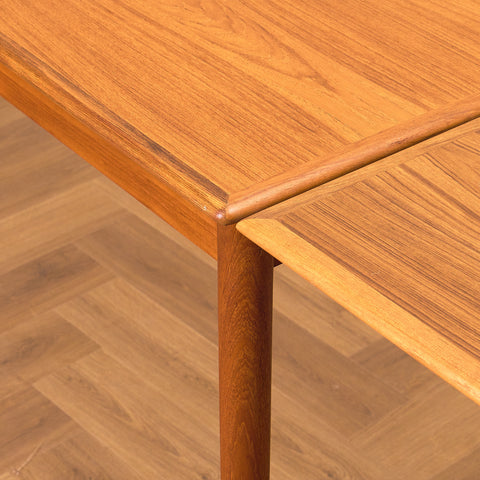 Danish dining table in teak by AM Møbler
