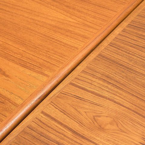 Danish dining table in teak by AM Møbler