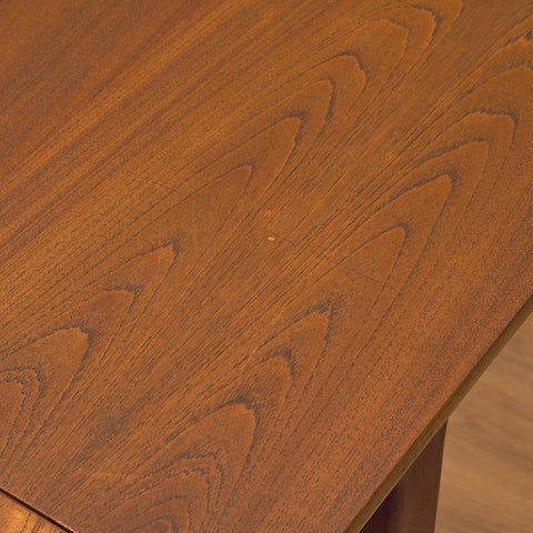 Danish dining table in teak