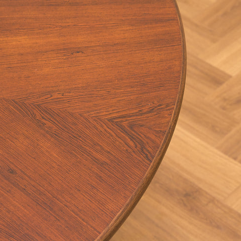 German round dining table in Santos rosewood by Rincklake van Endert