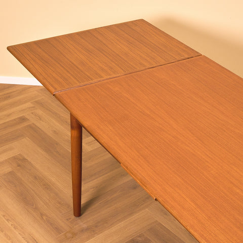 Danish rectangular dining table in teak