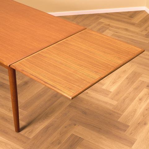 Danish rectangular dining table in teak