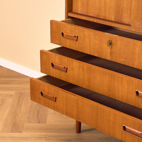 Danish cabinet / bar cabinet in teak by Gunnar Nielsen Tibergaard