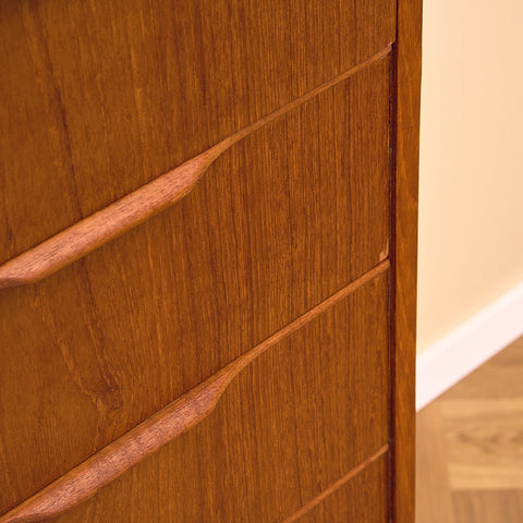 Danish chest of drawers in teak