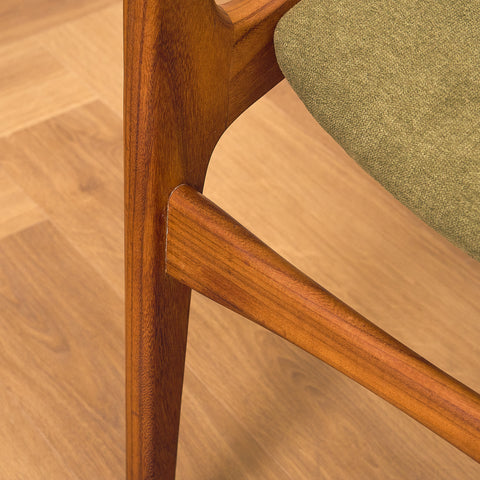 Danish dining chairs in walnut & teak