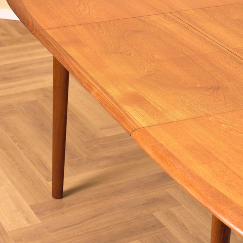 Danish oval dining table in teak by Svend Aage Madsen for Elsteds Møbelfabrik