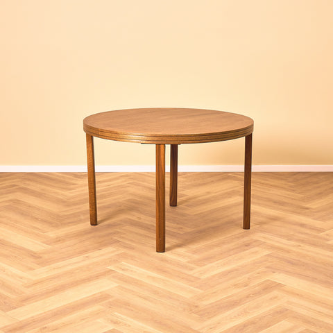Swedish round dining table in teak by AB Linde Nilsson, Lammhult