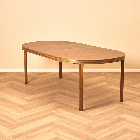 Swedish round dining table in teak by AB Linde Nilsson, Lammhult
