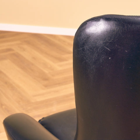 Danish armchairs in leather, by H.W. Klein Swivel for Bramin