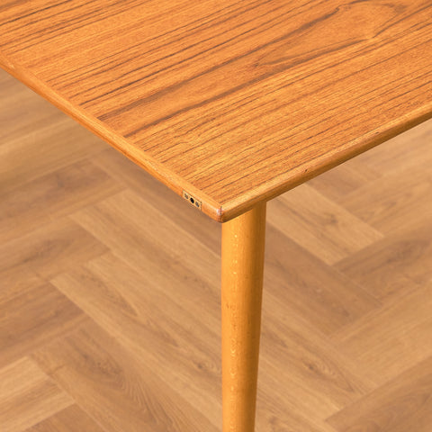 Danish foldable dining table in teak and beech, model 151, by Børge Mogensen for Søborg Møbler