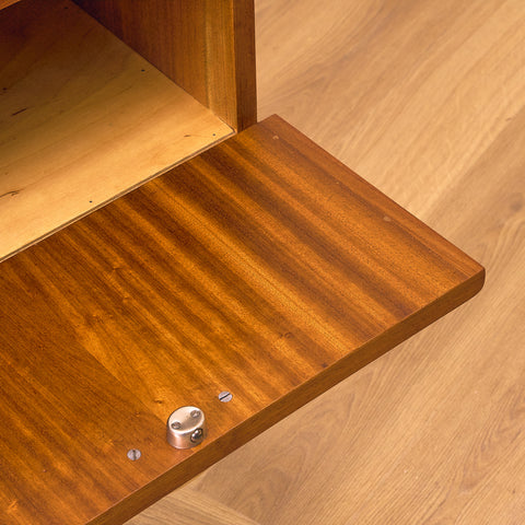 Danish side table in teak and oak
