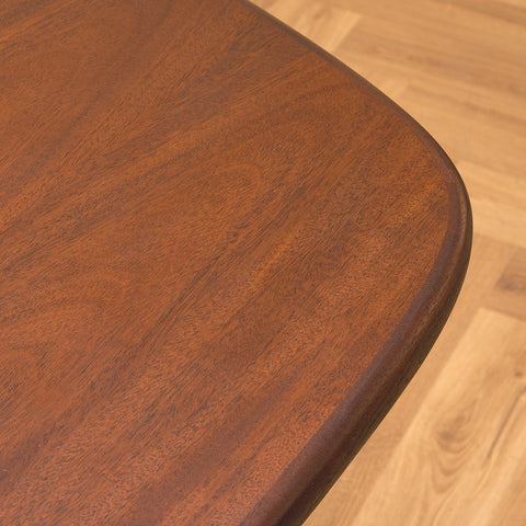 Danish oval dining table in mahogany by Skovby Møbelfabrik