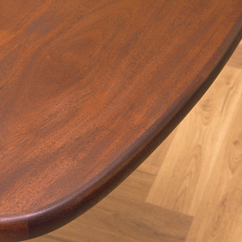 Danish oval dining table in mahogany by Skovby Møbelfabrik