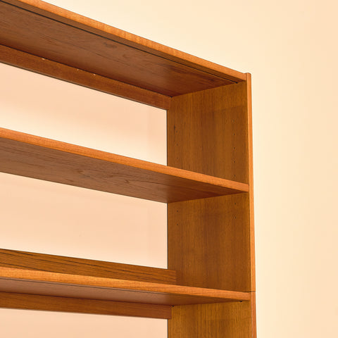 Swedish bookshelf in teak by B. Fridhagen for Bodafors